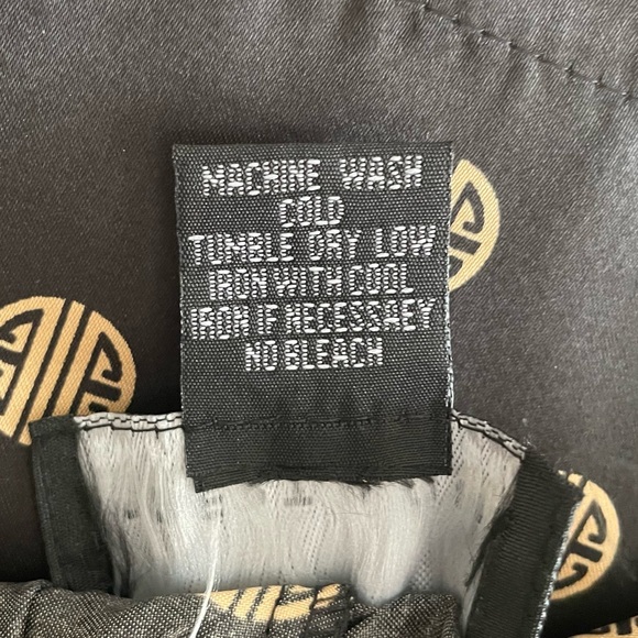 Robert Louis Men’s Silk Blend Lounge Pants - Picture 6 of 7